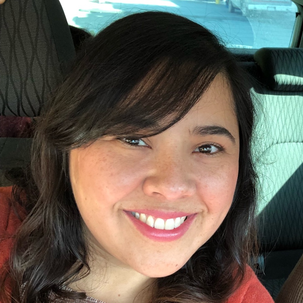 Meet your Posher, Alejandra